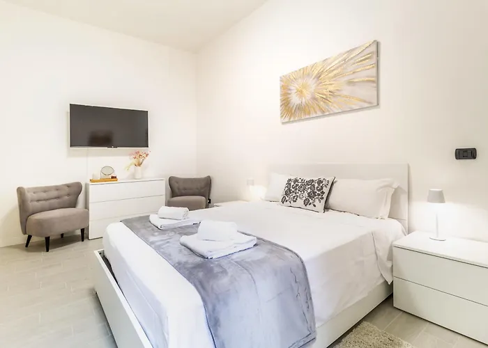 Apartment Borghi Station House