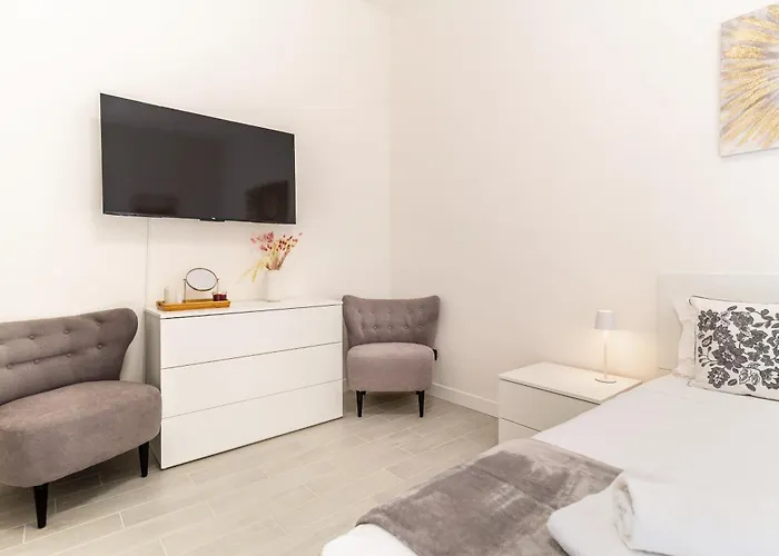 Borghi Station House Apartment *